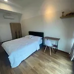 Reizz Residence By Travel Suites